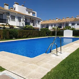 Gran Adosado De Esquina Muy Cerca De La Playa En La Antilla Сasa de vacaciones Huelva