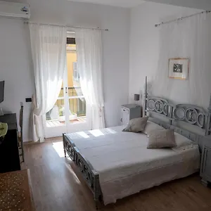 Beautiful Floral On Navigli Apartamento Milán
