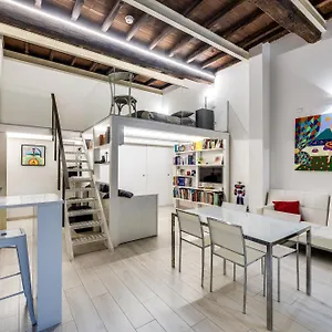 Historic Center Cozy Loft Roma