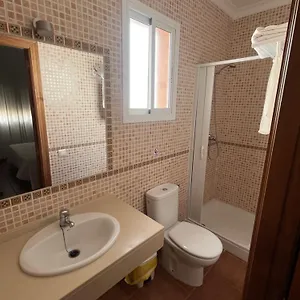 Turísticas - La Tarayuela Habitación en casa particular Barbate