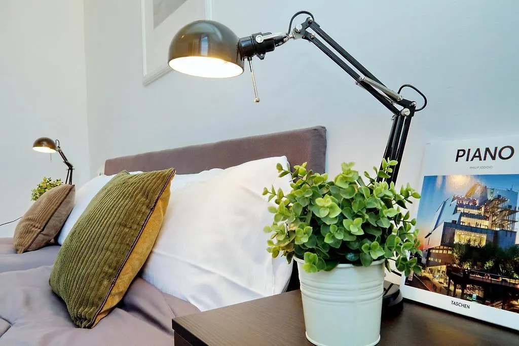 Piazza Capponi Apartment Rome