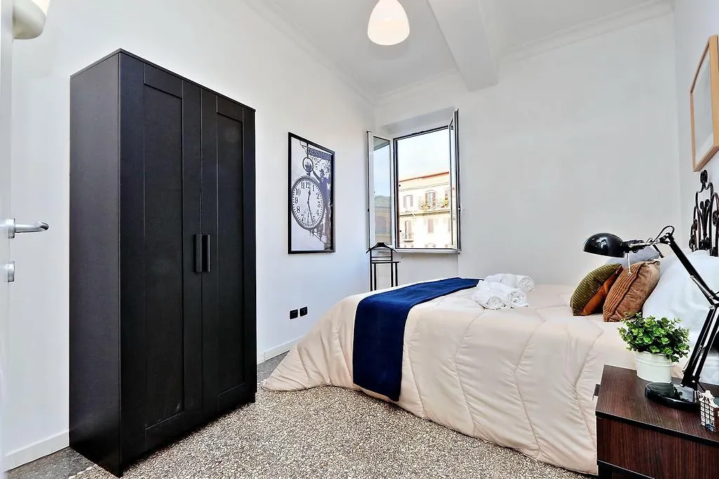 Piazza Capponi Apartment Rome